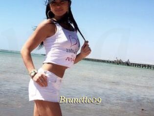 Brunette09