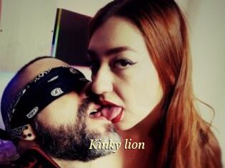 Kinky_lion