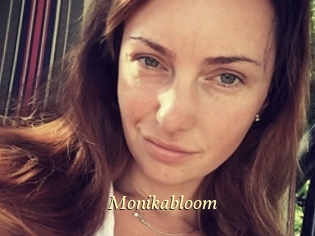 Monikabloom