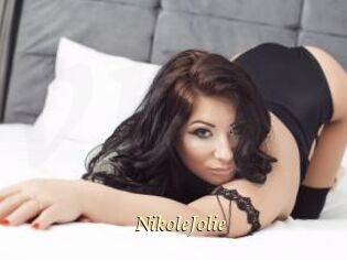 NikoleJolie